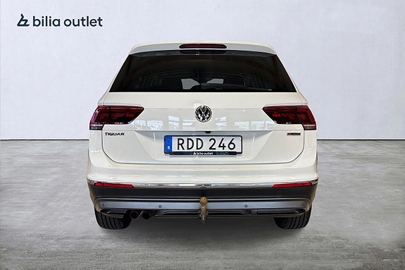 Volkswagen Tiguan 8 of 25