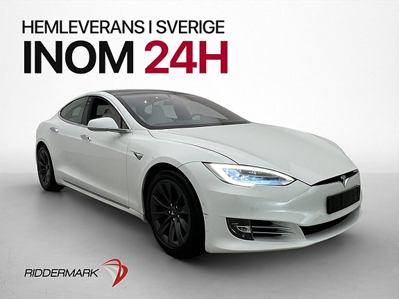 Tesla Model S 3 of 5
