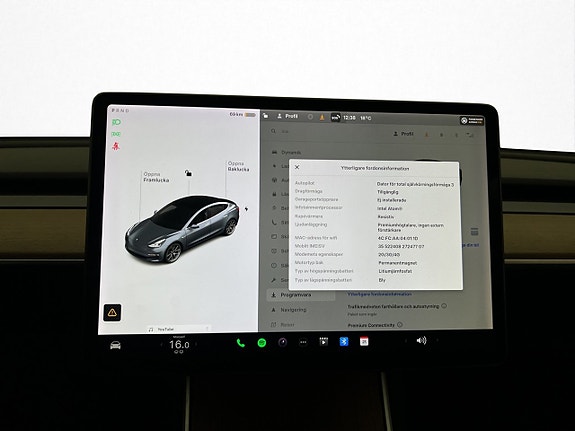 Tesla Model 3 23 of 30