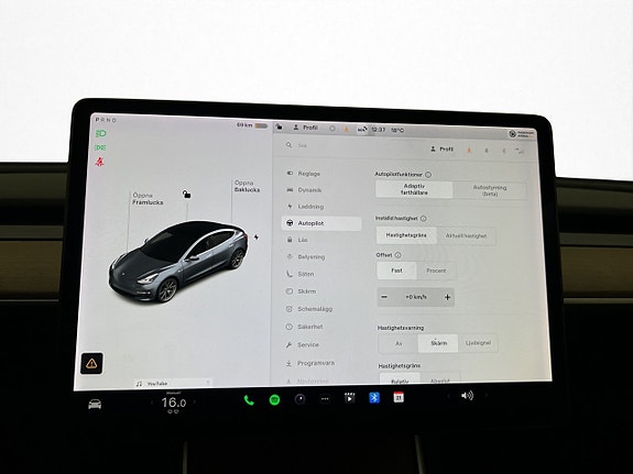 Tesla Model 3 21 of 30