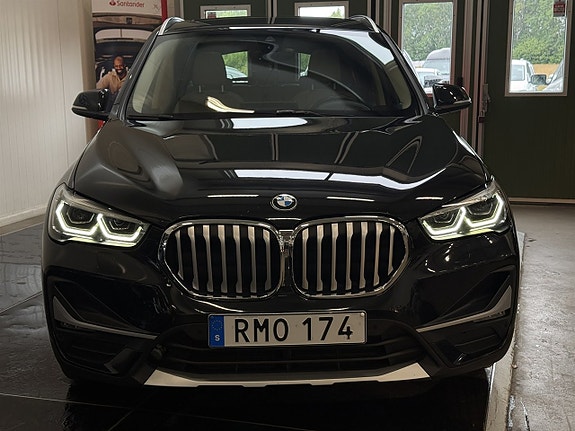 BMW X1 8 of 27