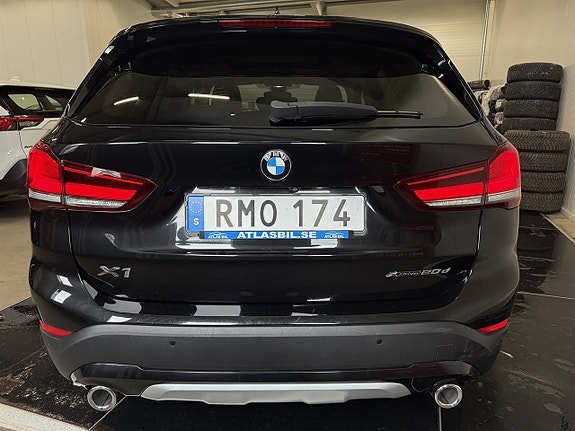 BMW X1 4 of 5