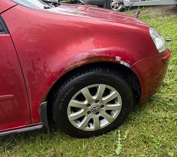 Volkswagen Golf V 4 of 5