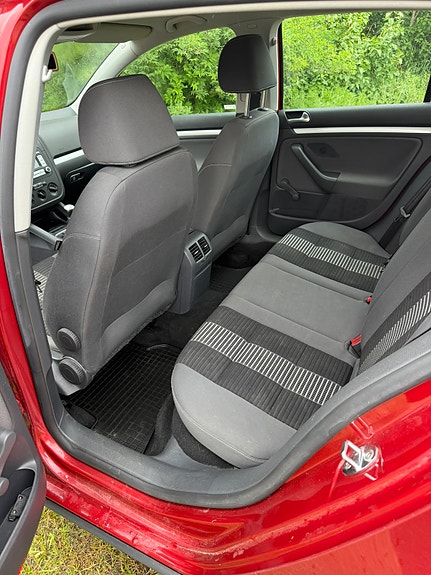 Volkswagen Golf V 8 of 10
