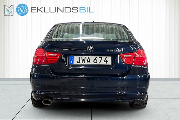 BMW 320d 5 of 5