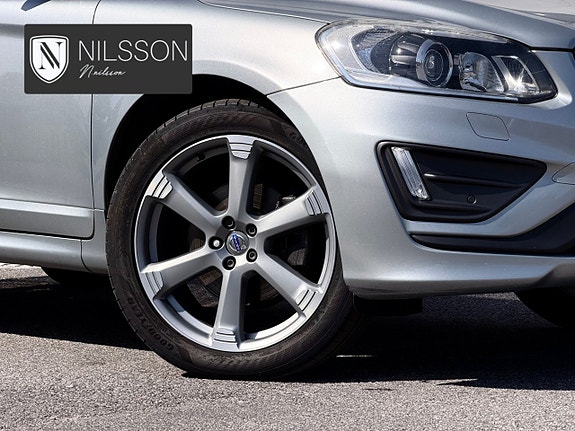 Volvo XC60 3 of 5