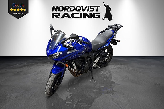 Yamaha FZ6 *Fri frakt 3 of 5