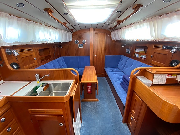 Hallberg-Rassy 342 8 of 16