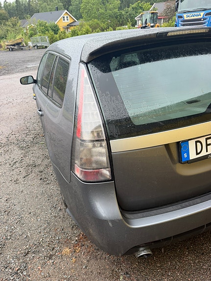 Saab 9-3 4 of 5