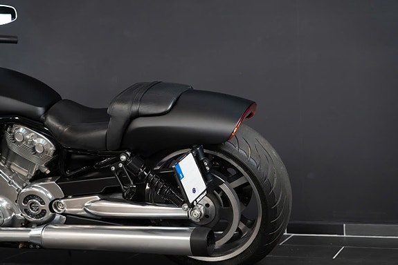 Harley-Davidson VRSCF V-Rod 4 of 4