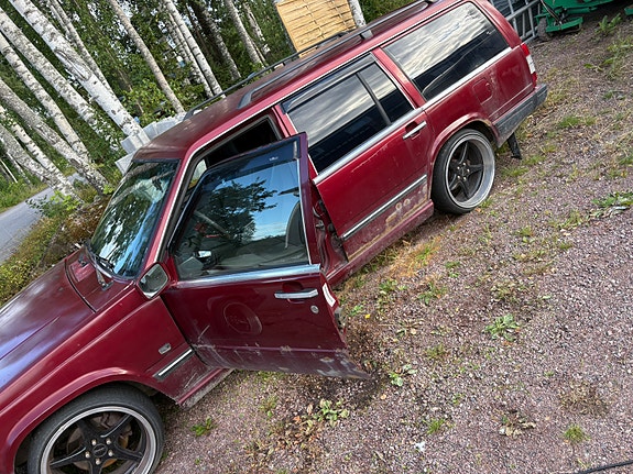 Volvo 940 2 of 6