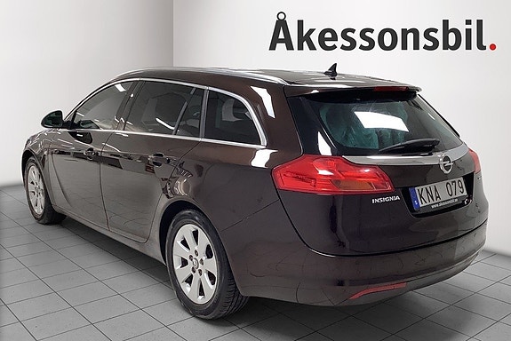 Opel Insignia 4 of 5