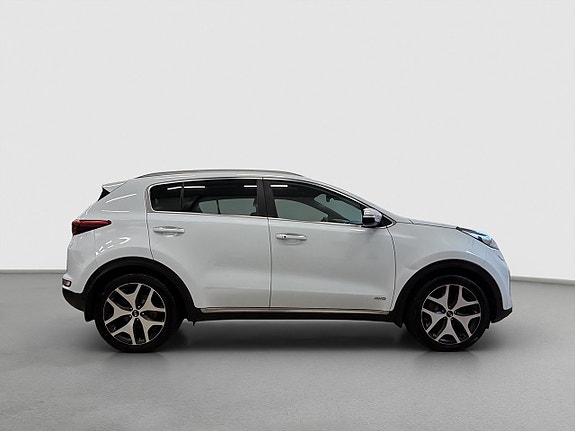 Kia Sportage 2 of 26