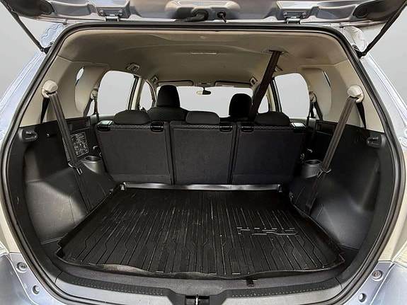Toyota Verso 16 of 18