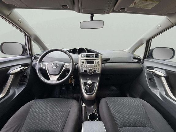 Toyota Verso 9 of 18