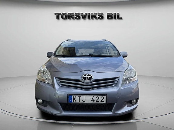 Toyota Verso 8 of 18