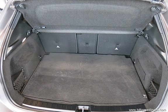 Mercedes-Benz GLA200 d 15 of 18