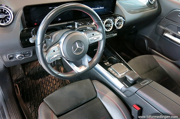 Mercedes-Benz GLA200 d 9 of 18