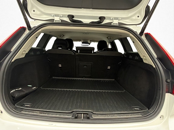 Volvo V60 25 of 30