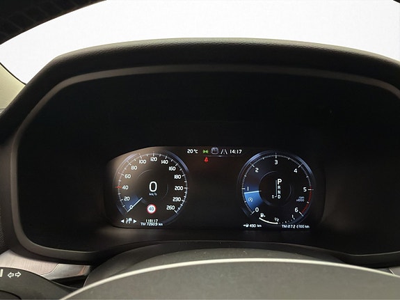 Volvo V60 13 of 30