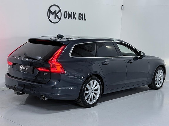 Volvo V90 3 of 5