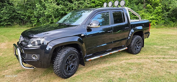 Volkswagen Amarok 2 of 8