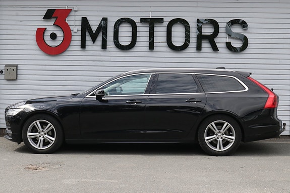 Volvo V90 2 of 5