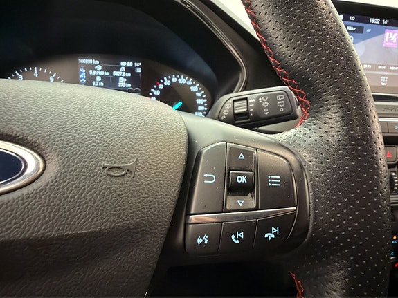 Ford Focus 18 of 28