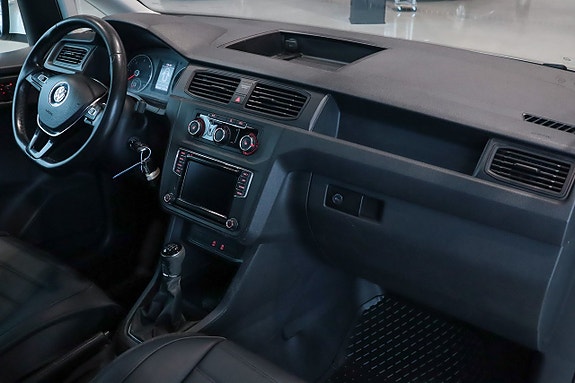 Volkswagen Caddy 3 of 5