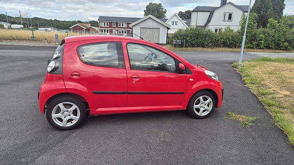 Citroen C1 2 of 5