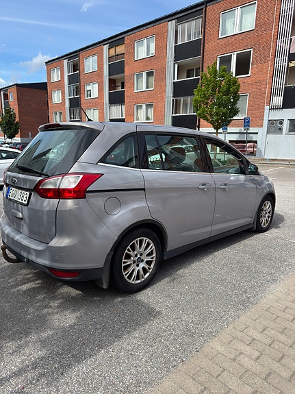 Ford Grand C-MAX 3 of 13