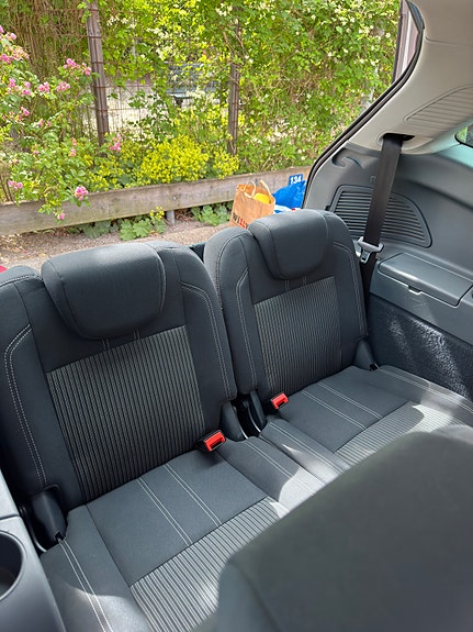 Ford Grand C-MAX 5 of 13