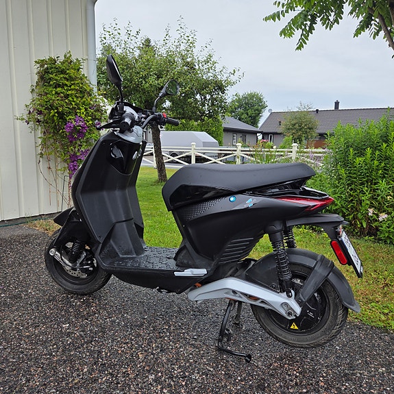 Piaggio 1 7 of 7