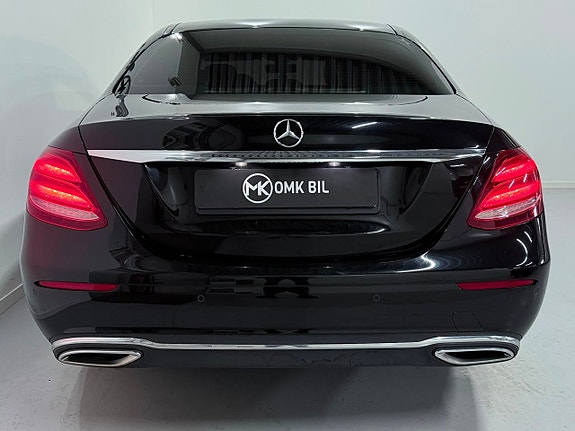 Mercedes-Benz E200 d 6 of 30