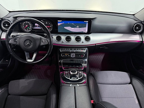 Mercedes-Benz E200 d 13 of 30
