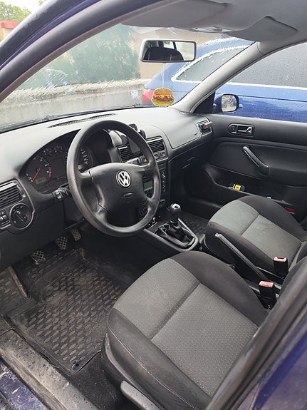 Volkswagen Golf IV 4 of 5