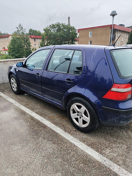 Volkswagen Golf IV 3 of 5