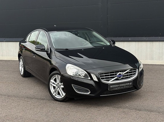 Volvo S60 5 of 5