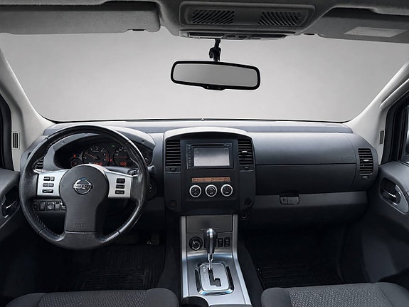 Nissan Navara 9 of 13
