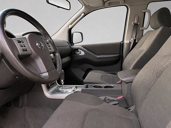 Nissan Navara 10 of 13