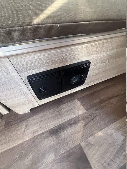Kabe ROYAL 560 GLE KS 12 of 12