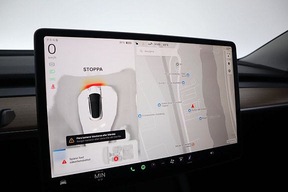 Tesla Model 3 16 of 21