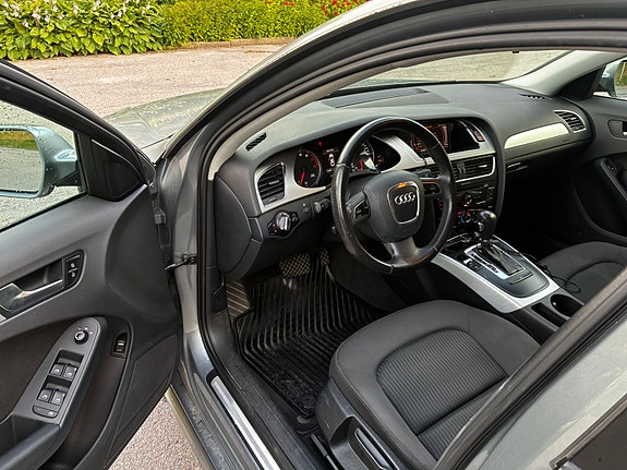 Audi A4 5 of 6