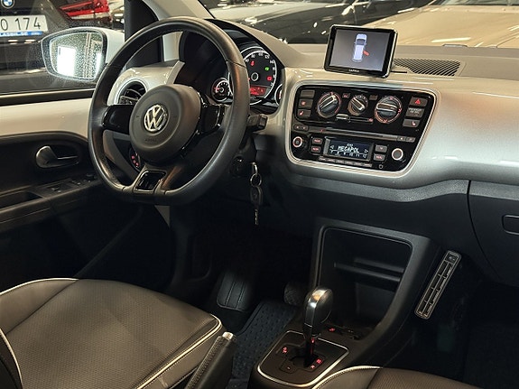 Volkswagen UP! 10 of 21