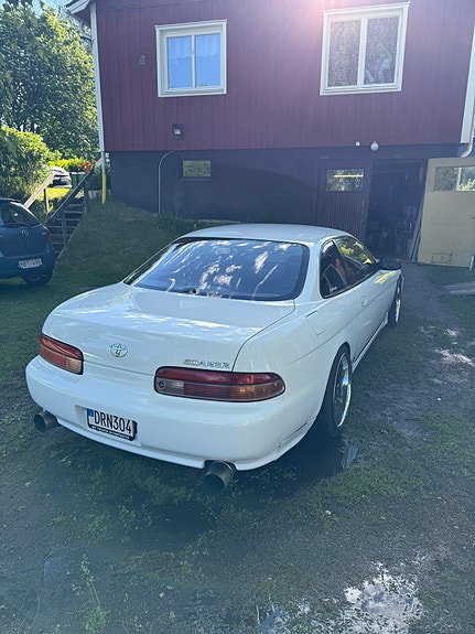 Toyota Soarer 4 of 10