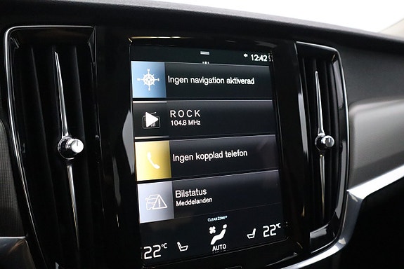 Volvo V90 17 of 22