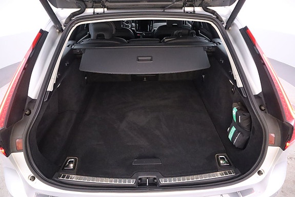 Volvo V90 21 of 22