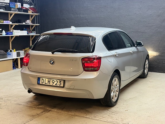 BMW 118d 9 of 21