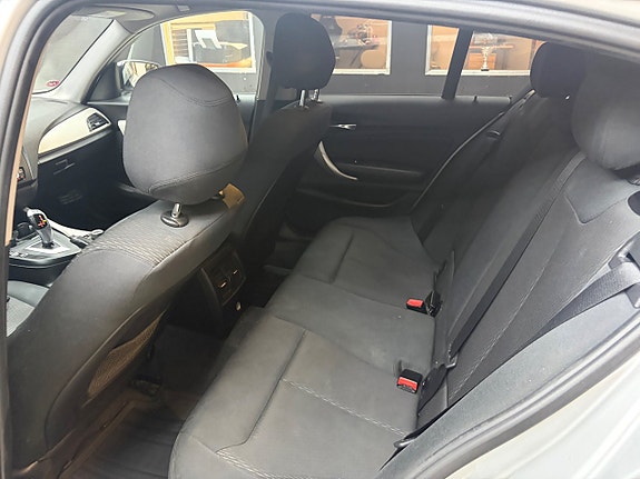 BMW 118d 20 of 21