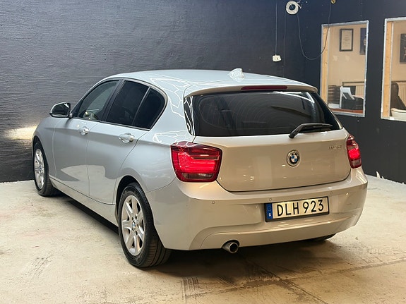 BMW 118d 8 of 21